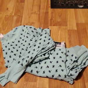 Victoria's Secret Pj Set!